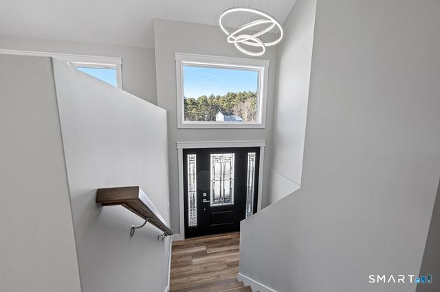 121 New Road, Thompson, CT 06277