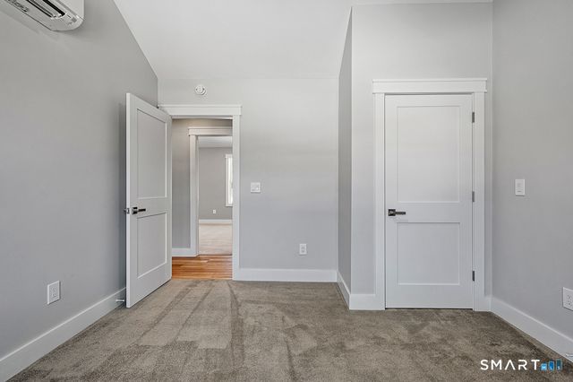 121 New Road, Thompson, CT 06277