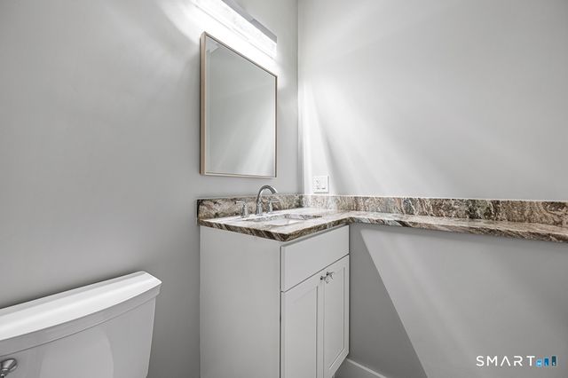 121 New Road, Thompson, CT 06277