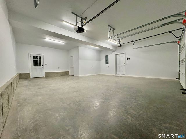 121 New Road, Thompson, CT 06277