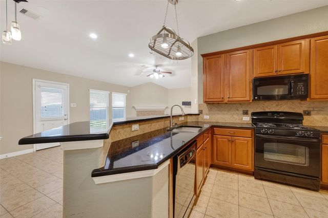 20526 Pink Granite Valley, Richmond, TX 77407