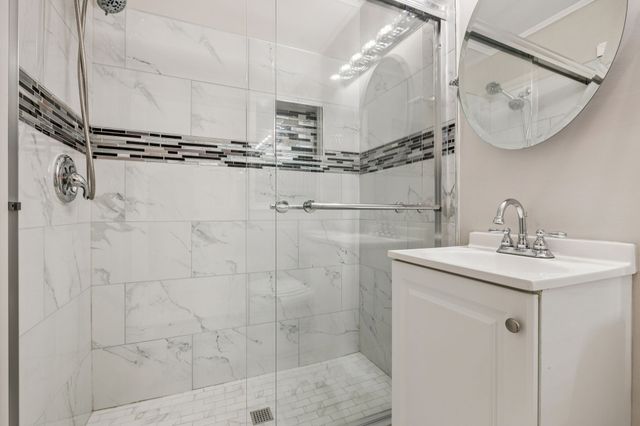 201 Acklen Park Dr Apt 34, Nashville, TN 37203