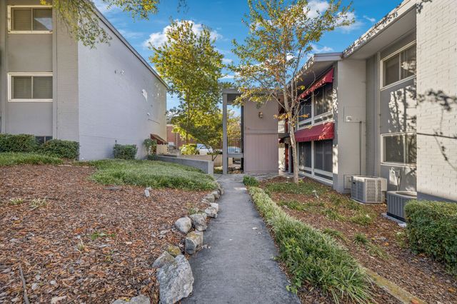 201 Acklen Park Dr Apt 34, Nashville, TN 37203