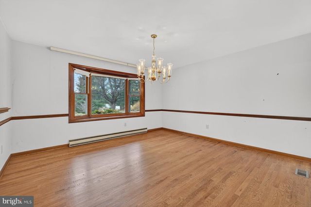 4308 MOXLEY VALLEY DR, Mount Airy, MD 21771