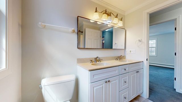 4 Laurel Street, Hubbardston, MA 01452