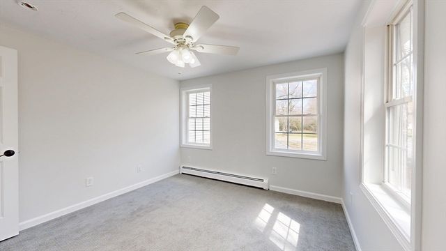 4 Laurel Street, Hubbardston, MA 01452