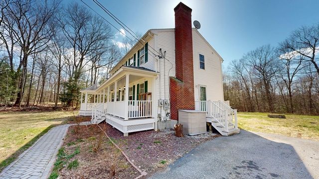 4 Laurel Street, Hubbardston, MA 01452