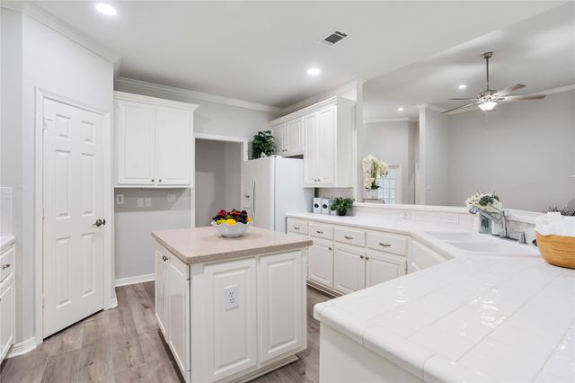 25818 Overlake Drive, Spring, TX 77380