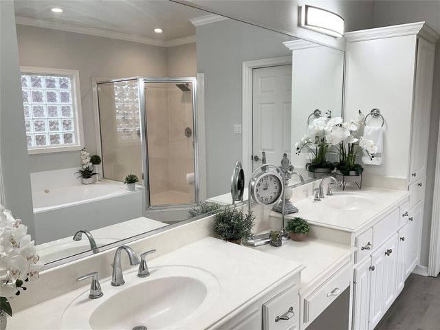 25818 Overlake Drive, Spring, TX 77380