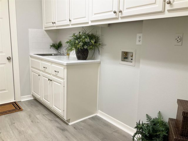 25818 Overlake Drive, Spring, TX 77380