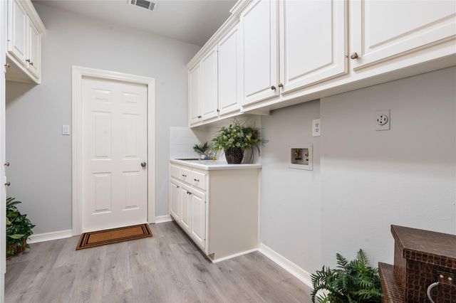 25818 Overlake Drive, Spring, TX 77380