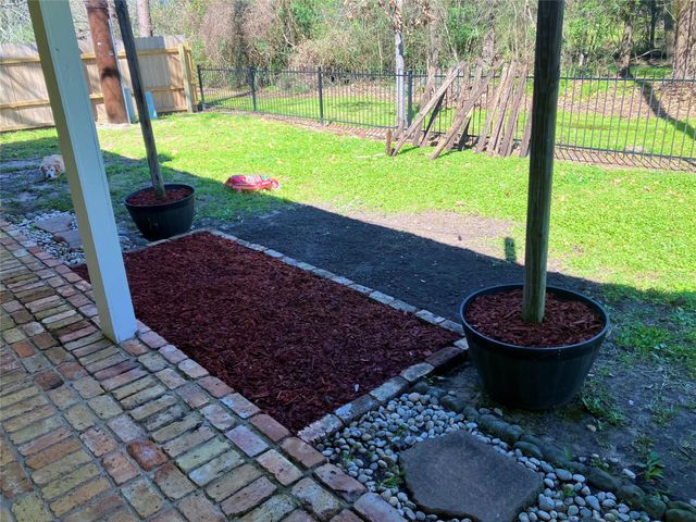 25818 Overlake Drive, Spring, TX 77380