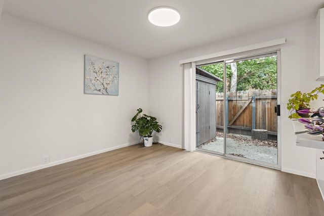 1577 Drake Dr, Davis, CA 95616