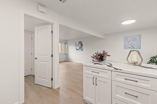 1577 Drake Dr, Davis, CA 95616