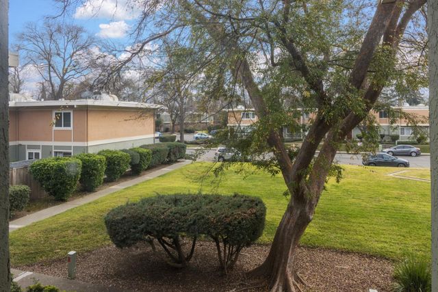 1577 Drake Dr, Davis, CA 95616