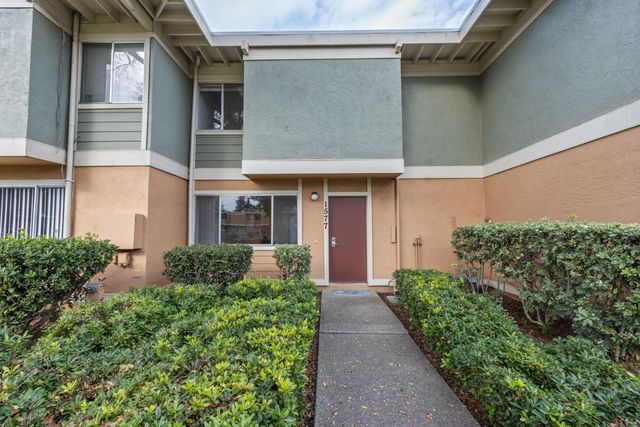 1577 Drake Dr, Davis, CA 95616