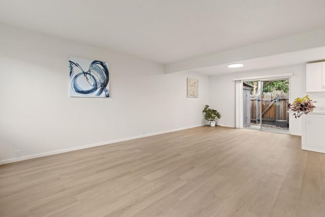 1577 Drake Dr, Davis, CA 95616