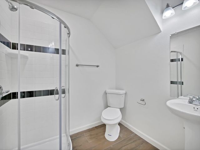 2711 Arlington Court, Pasadena, TX 77502