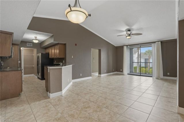 13515 Eagle Ridge DR 525, Fort Myers, FL 33912