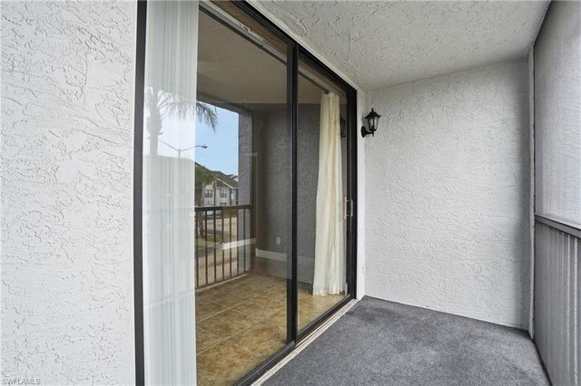 13515 Eagle Ridge DR 525, Fort Myers, FL 33912