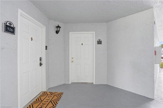 13515 Eagle Ridge DR 525, Fort Myers, FL 33912