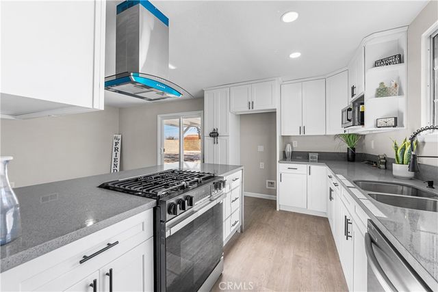 37410 Larkin Avenue, Palmdale, CA 93550