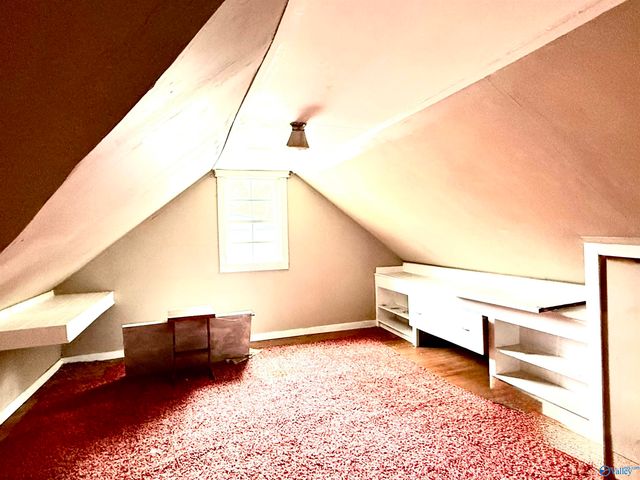 930 S 11th Street, Gadsden, AL 35901