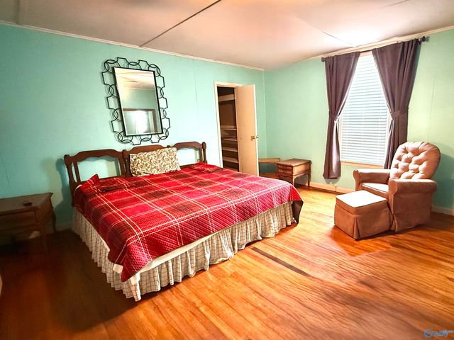 930 S 11th Street, Gadsden, AL 35901