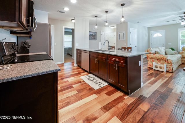 210 N SAINT CLAIR Street, Starke, FL 32091