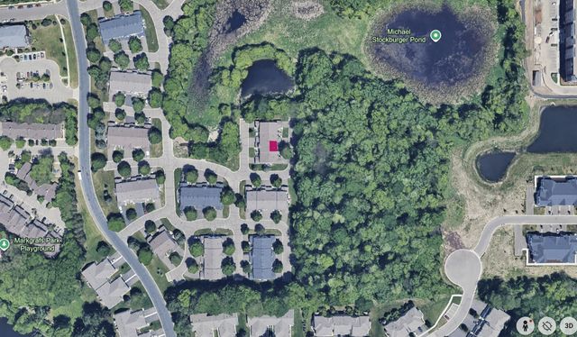 401 Leeward Trail, Woodbury, MN 55129