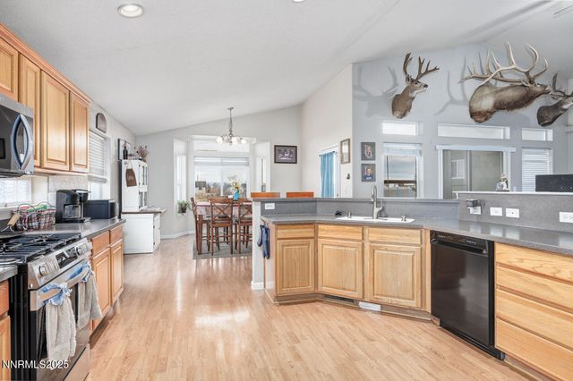 1820 Heidi Road, Fallon, NV 89406