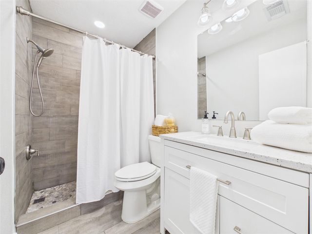 10315 Bushy Creek Drive, Houston, TX 77070