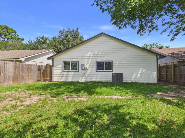 10315 Bushy Creek Drive, Houston, TX 77070