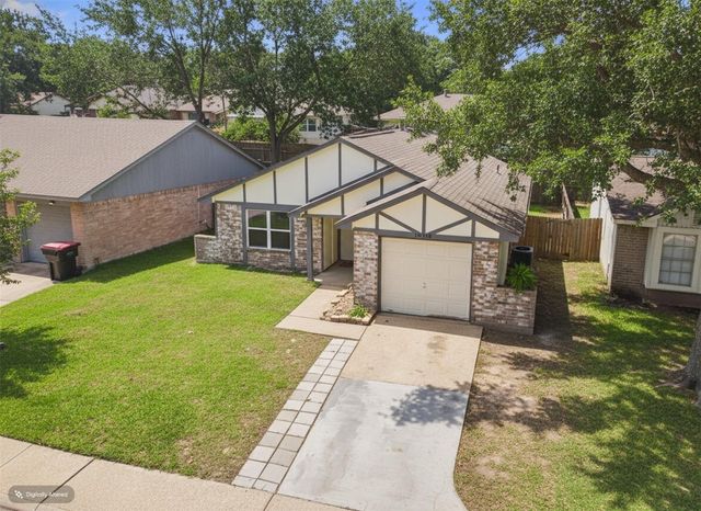 10315 Bushy Creek Drive, Houston, TX 77070
