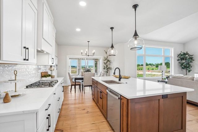 1409 Yeske Drive, Waunakee, WI 53597