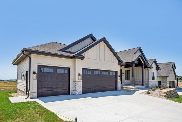 1409 Yeske Drive, Waunakee, WI 53597