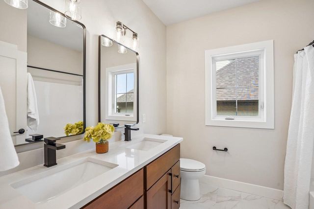 1409 Yeske Drive, Waunakee, WI 53597