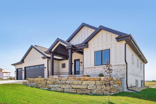 1409 Yeske Drive, Waunakee, WI 53597
