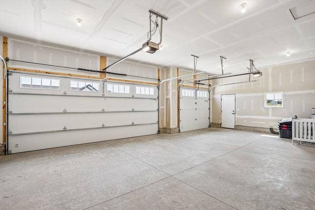 1409 Yeske Drive, Waunakee, WI 53597