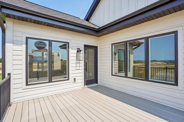 1409 Yeske Drive, Waunakee, WI 53597