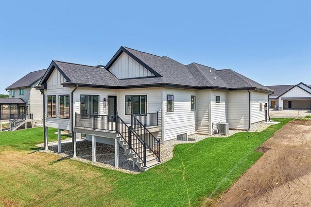 1409 Yeske Drive, Waunakee, WI 53597