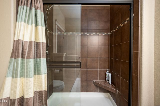 20768 NE Horizon Ridge Place, Bend, OR 97701