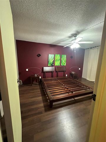 2998 NW 48th Terrace 327, Lauderdale Lakes, FL 33313
