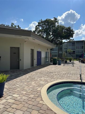 2998 NW 48th Terrace 327, Lauderdale Lakes, FL 33313