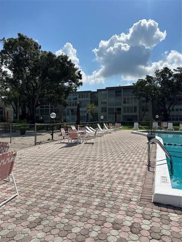 2998 NW 48th Terrace 327, Lauderdale Lakes, FL 33313