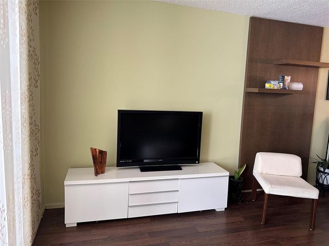 2998 NW 48th Terrace 327, Lauderdale Lakes, FL 33313