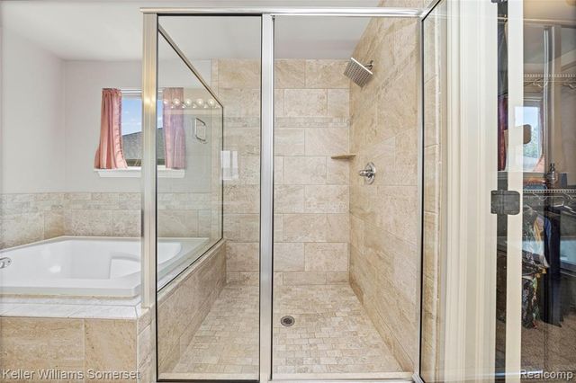 37505 Tamarack Drive, Sterling Heights, MI 48310