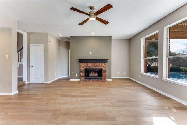 2822 Roundrock, Mckinney, TX 75072