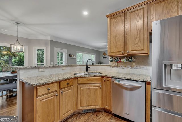 3911 Hollander Downs, Marietta, GA 30066