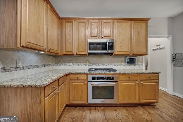 3911 Hollander Downs, Marietta, GA 30066